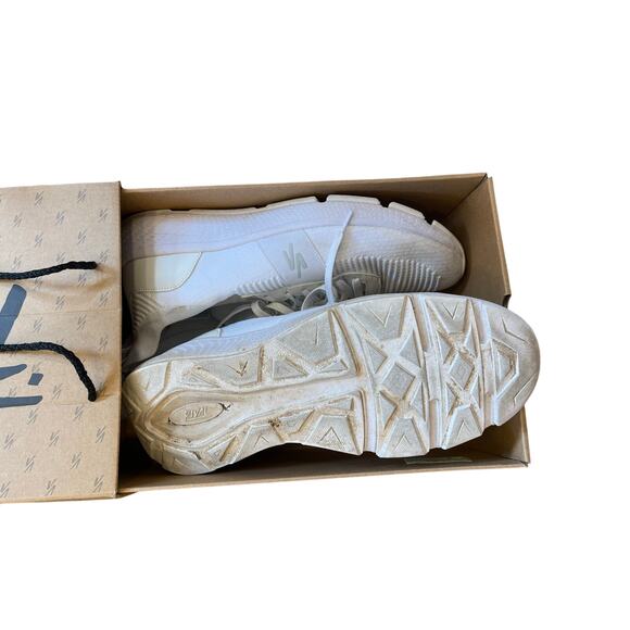 Mens Size 11 White Rival Shoes in excellent condition - Picture 4 of 4
